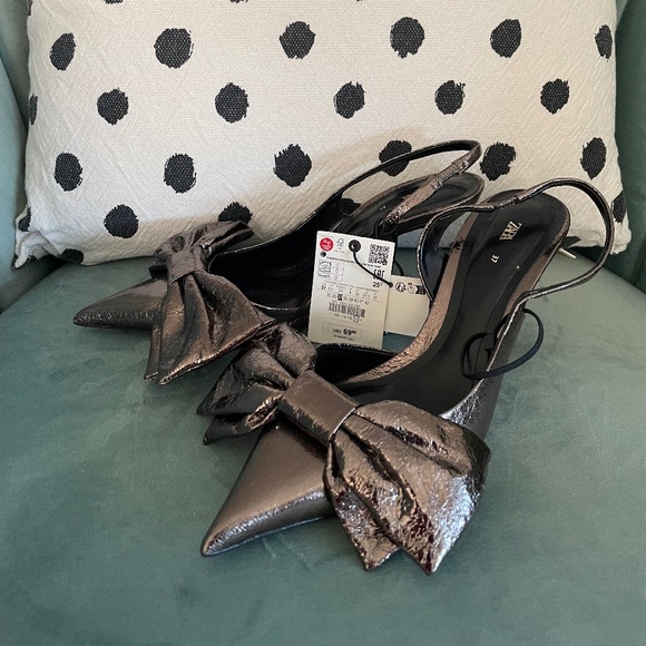 Zara metallic grey bow slingback heels in 6.5 - Picture 3 of 7